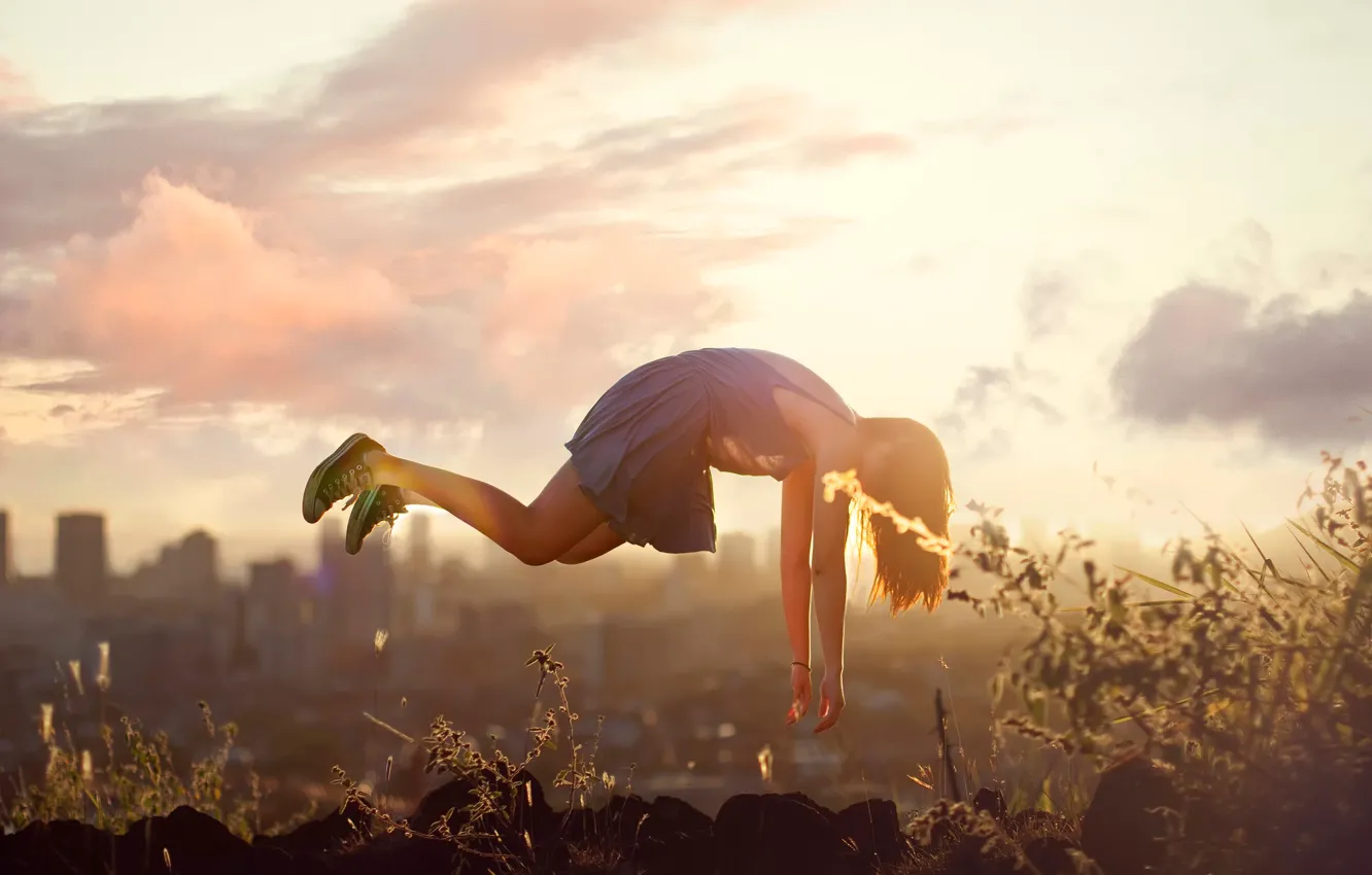 Photo wallpaper girl, flight, levitation, Kylie Woon