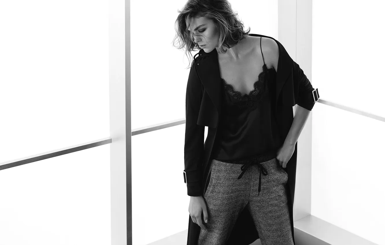 Photo wallpaper photoshoot, Arizona Muse, Witchery