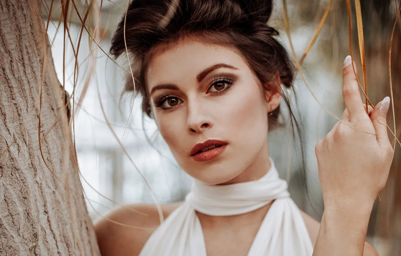 Photo wallpaper look, girl, face, portrait, hands, makeup, kassio. epia