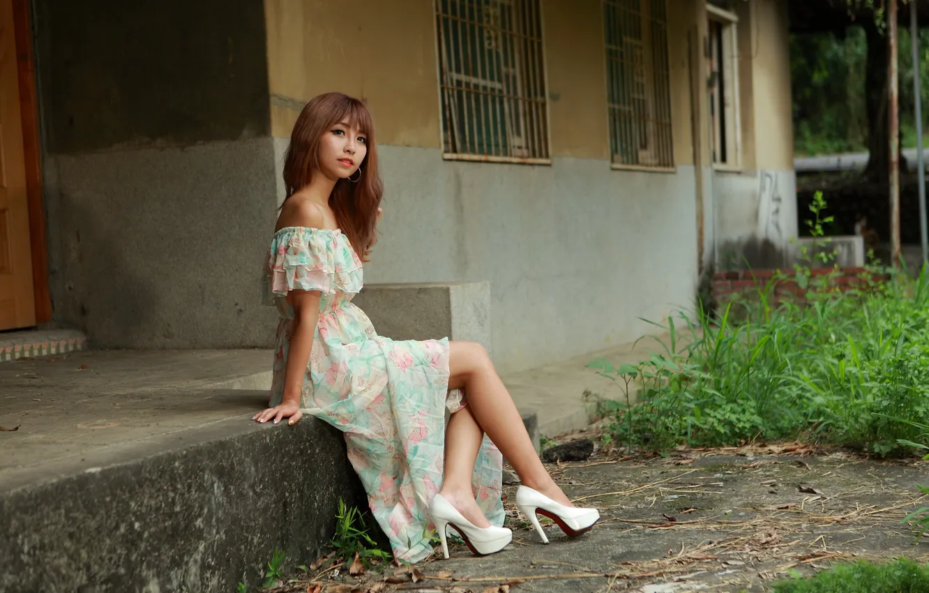 Photo wallpaper girl, dress, shoes, legs, Asian