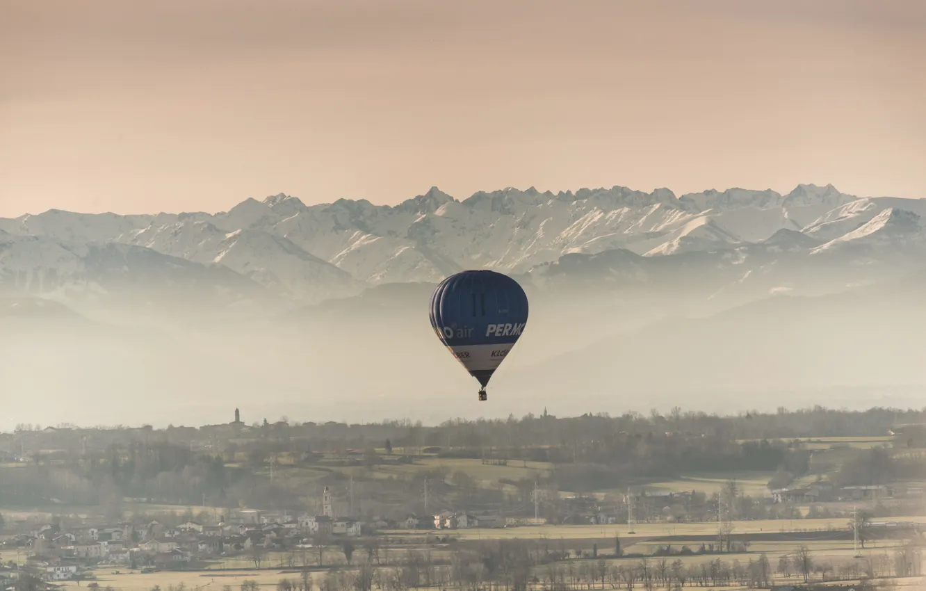 Photo wallpaper mountains, balls, sport