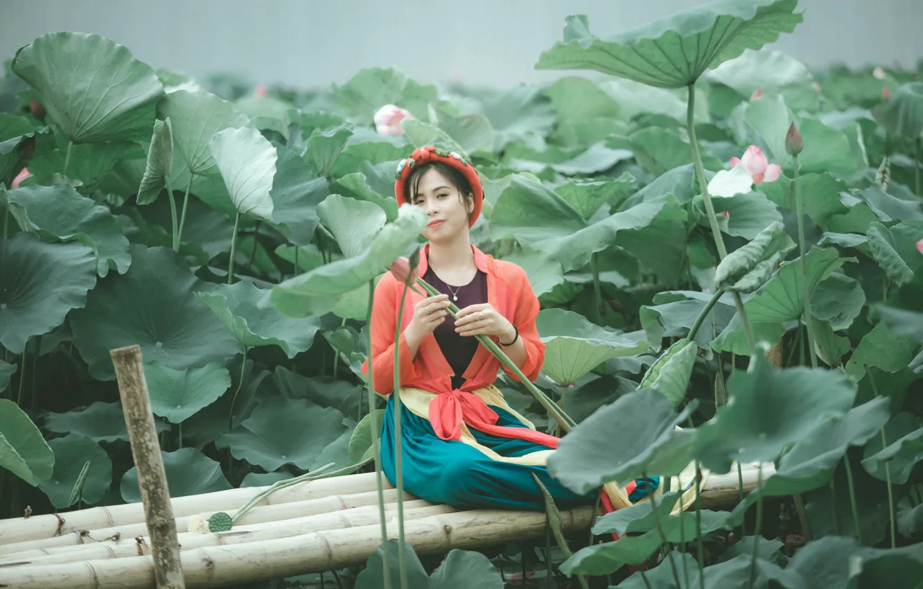 Photo wallpaper flowers, smile, foliage, plant, Asian, beautiful girl, asian, cute girl