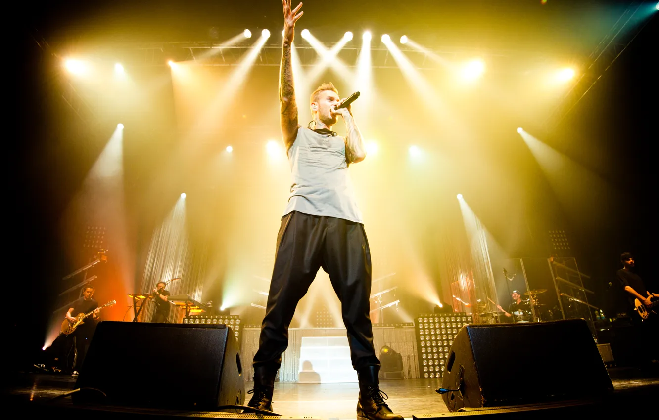 Photo wallpaper concert, the audience, singer, rnb, matt pokora, the Frenchman, update tour