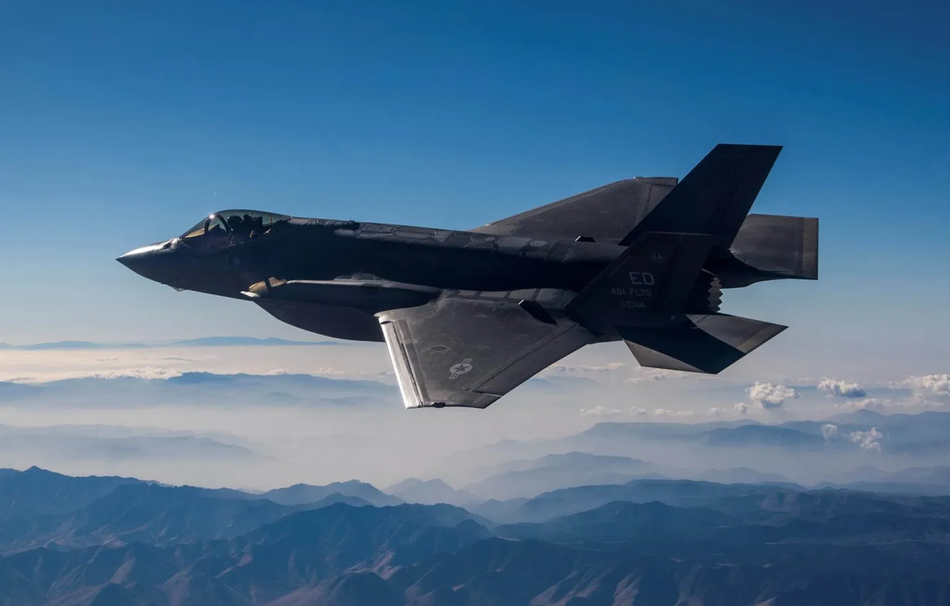 Photo wallpaper fighter, bomber, Lightning II, F-35