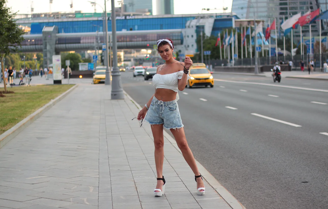 Photo wallpaper girl, shorts, legs, beautiful, model, brunette, cute, long-haired