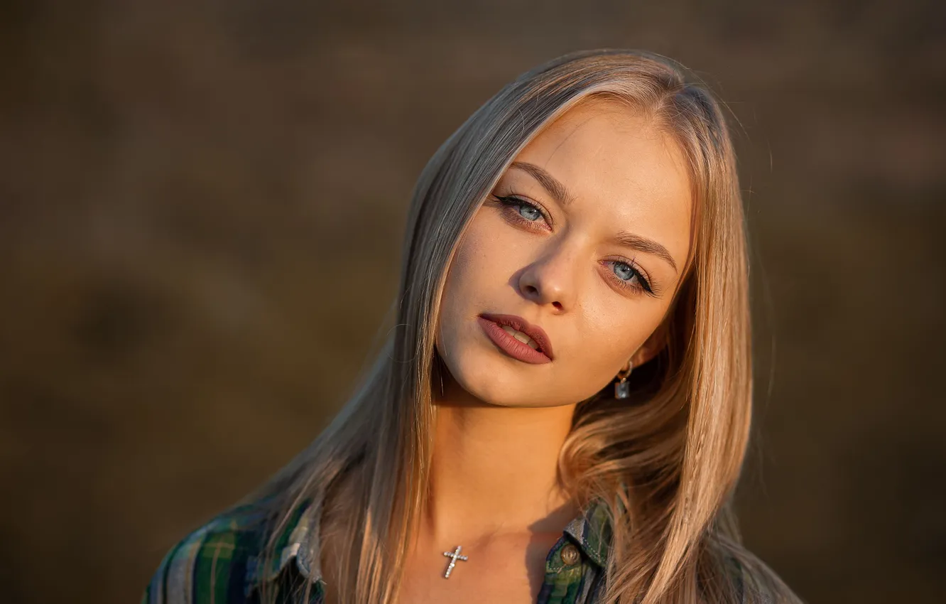 Photo wallpaper portrait, blonde, blue-eyed, Demid Nikitin