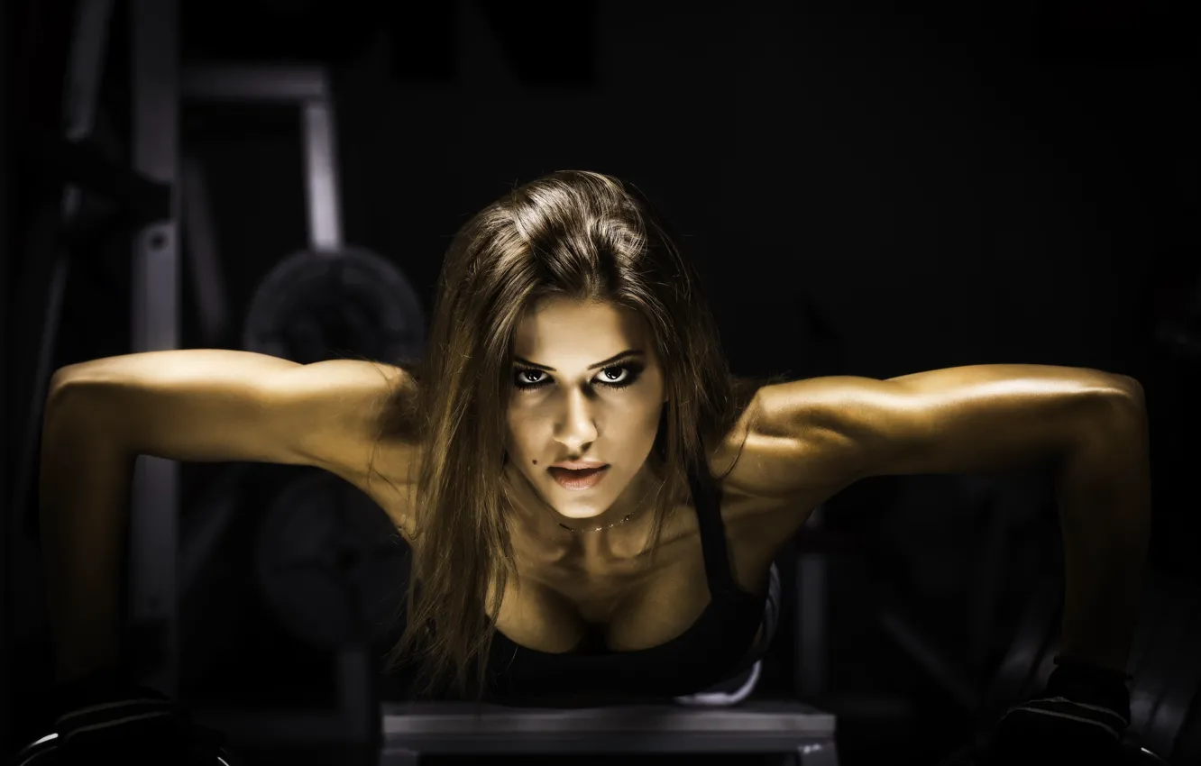 Photo wallpaper look, fitness, hair, pose, the gym, pressed, training, pushups