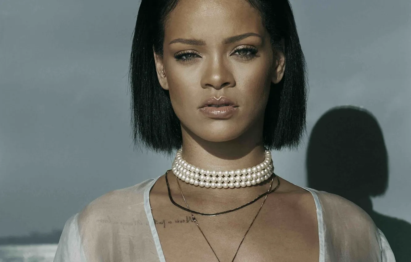 Photo wallpaper look, singer, Rihanna