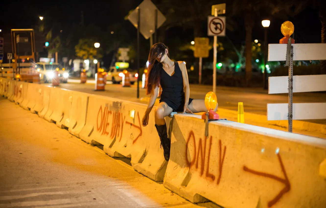 Photo wallpaper girl, night, the city, street