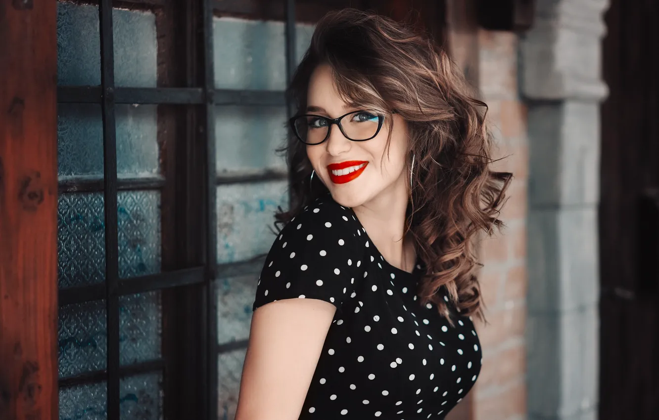 Photo wallpaper girl, smile, makeup, glasses