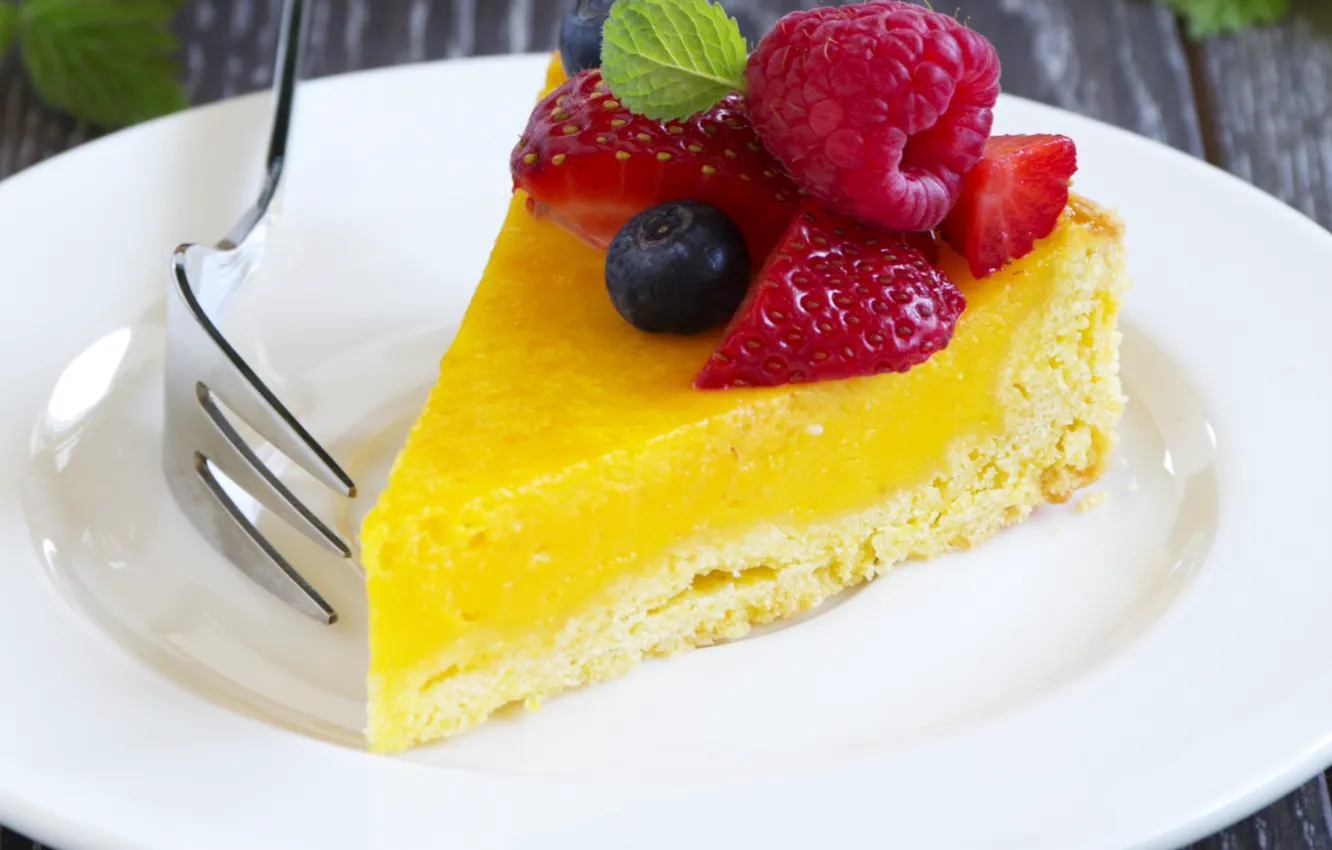 Photo wallpaper berries, raspberry, blueberries, strawberry, cake, a piece of cake, Lemon