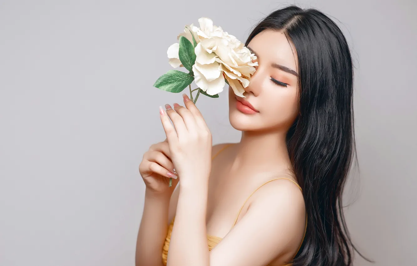 Photo wallpaper girl, roses, Asian, cutie