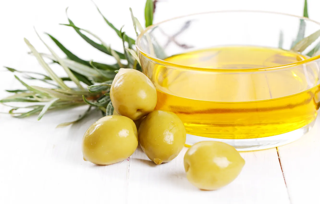 Photo wallpaper macro, white background, olives, olive oil