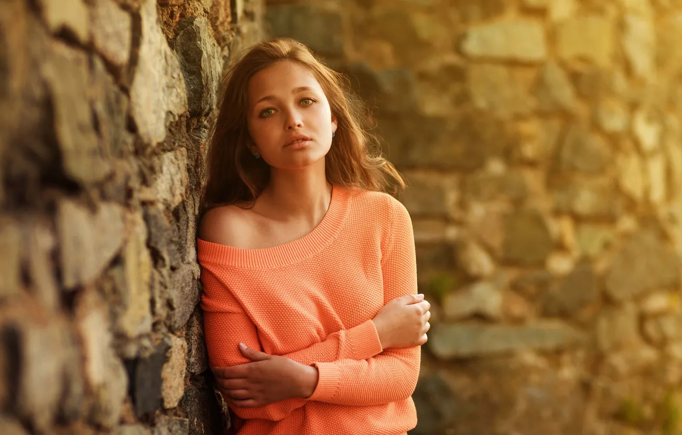 Photo wallpaper look, girl, pose, model, portrait, hands, makeup, hairstyle