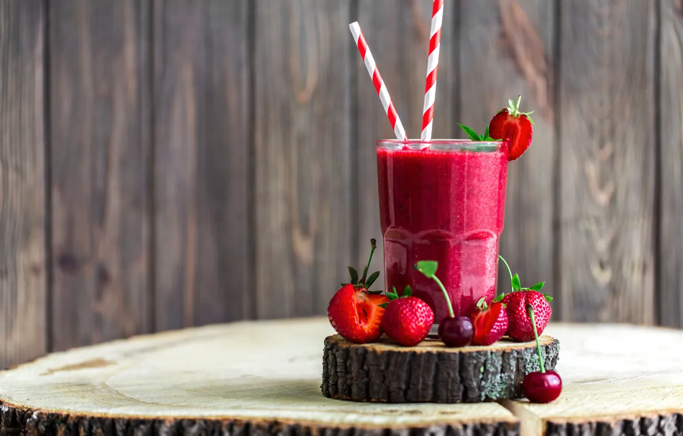 Photo wallpaper cherry, glass, berries, strawberry, drink, smoothies