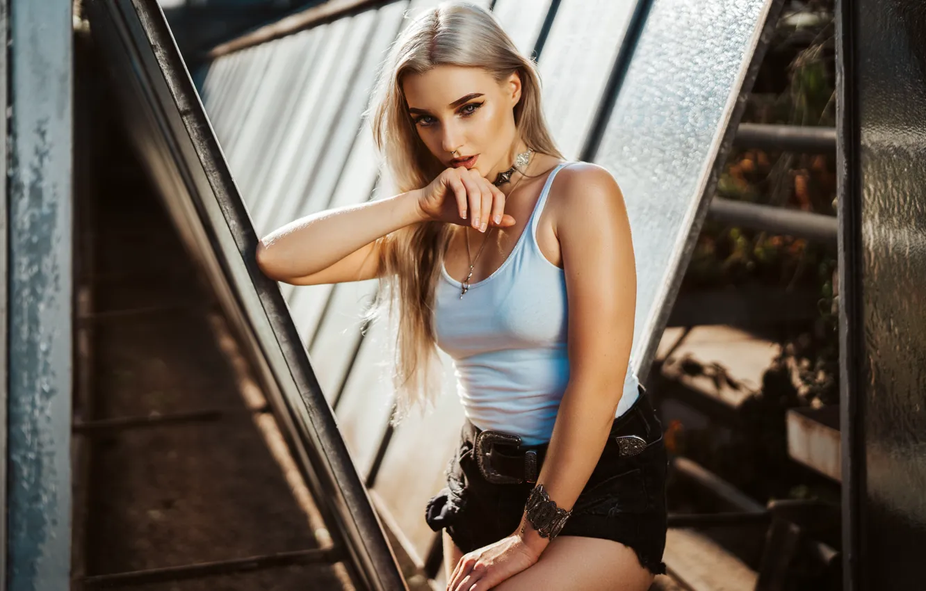 Photo wallpaper look, girl, decoration, hands, makeup, Loba, Andreas-Joachim Lins