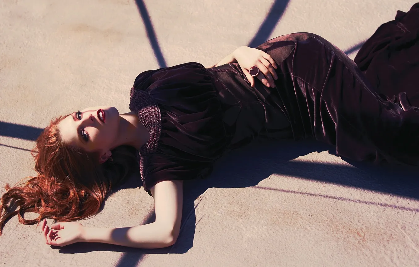 Photo wallpaper pose, makeup, dress, actress, lies, brown hair, photoshoot, Modern Luxury