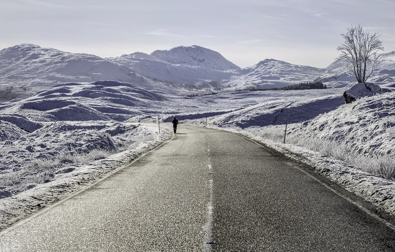Photo wallpaper winter, road, people
