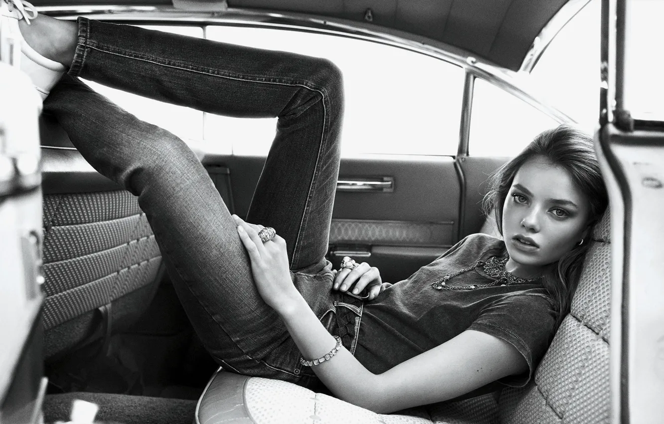 Photo wallpaper look, girl, sweetheart, model, jeans, t-shirt, black and white, beautiful