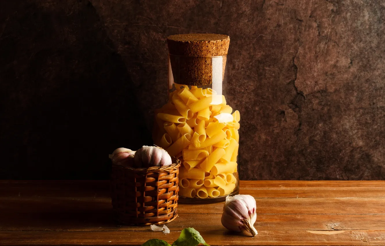 Photo wallpaper Bank, basket, garlic, pasta