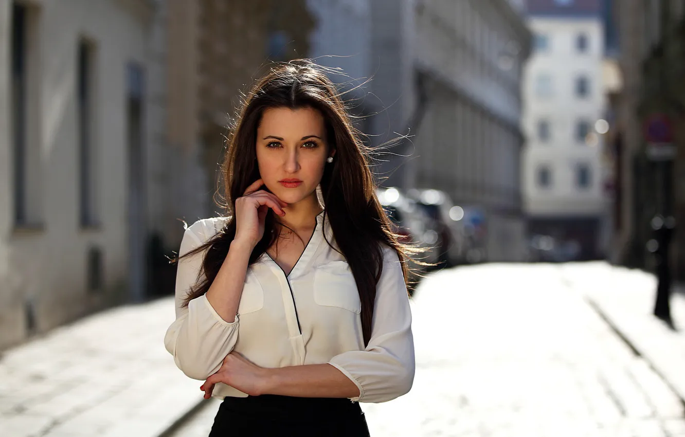 Photo wallpaper look, girl, street, hair, bokeh