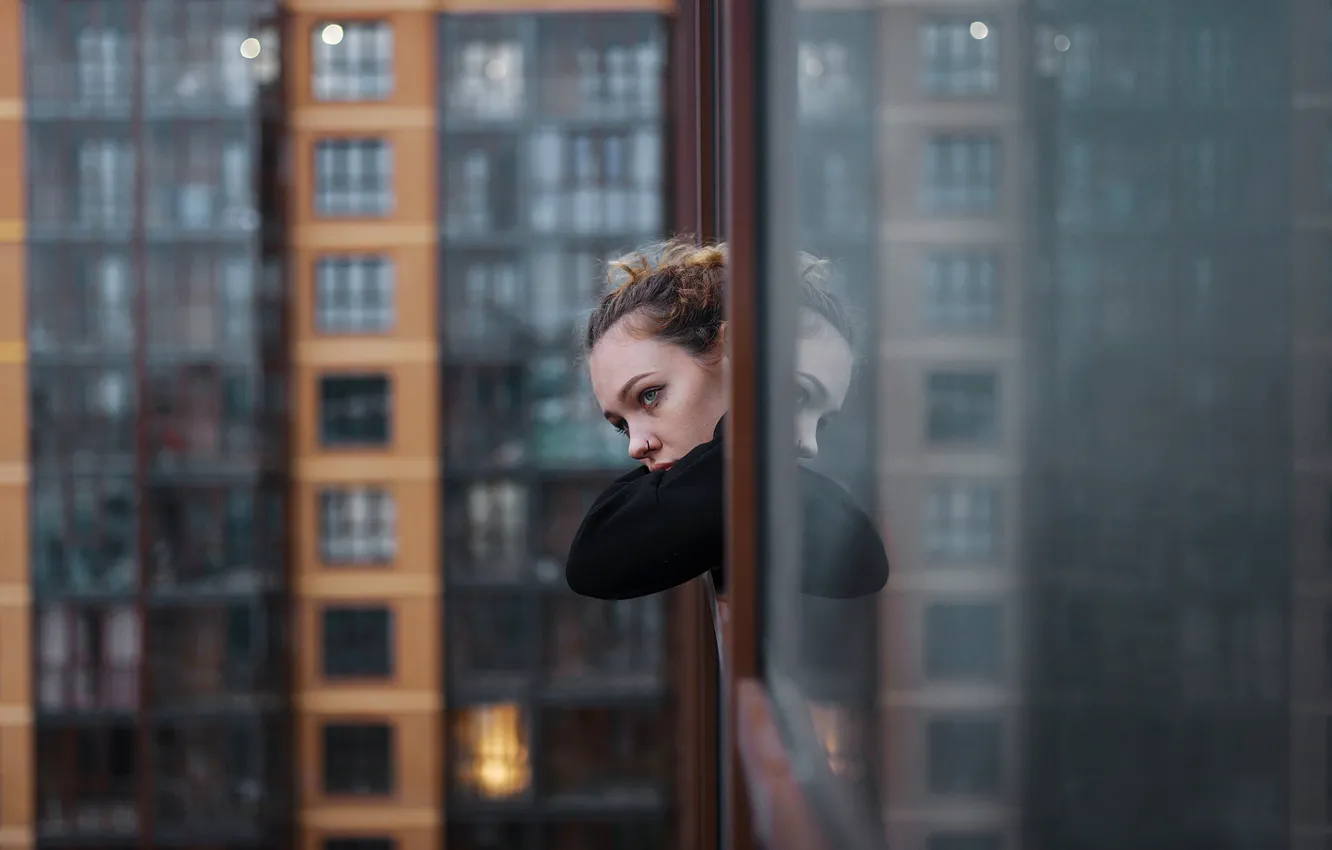 Photo wallpaper girl, the city, house, window, Aleks Five
