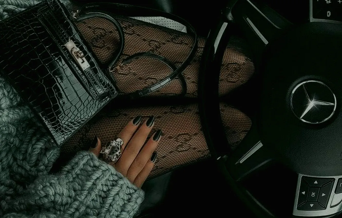 Photo wallpaper auto, girl, ring, the wheel, handbag, tights, legs, Mersedes
