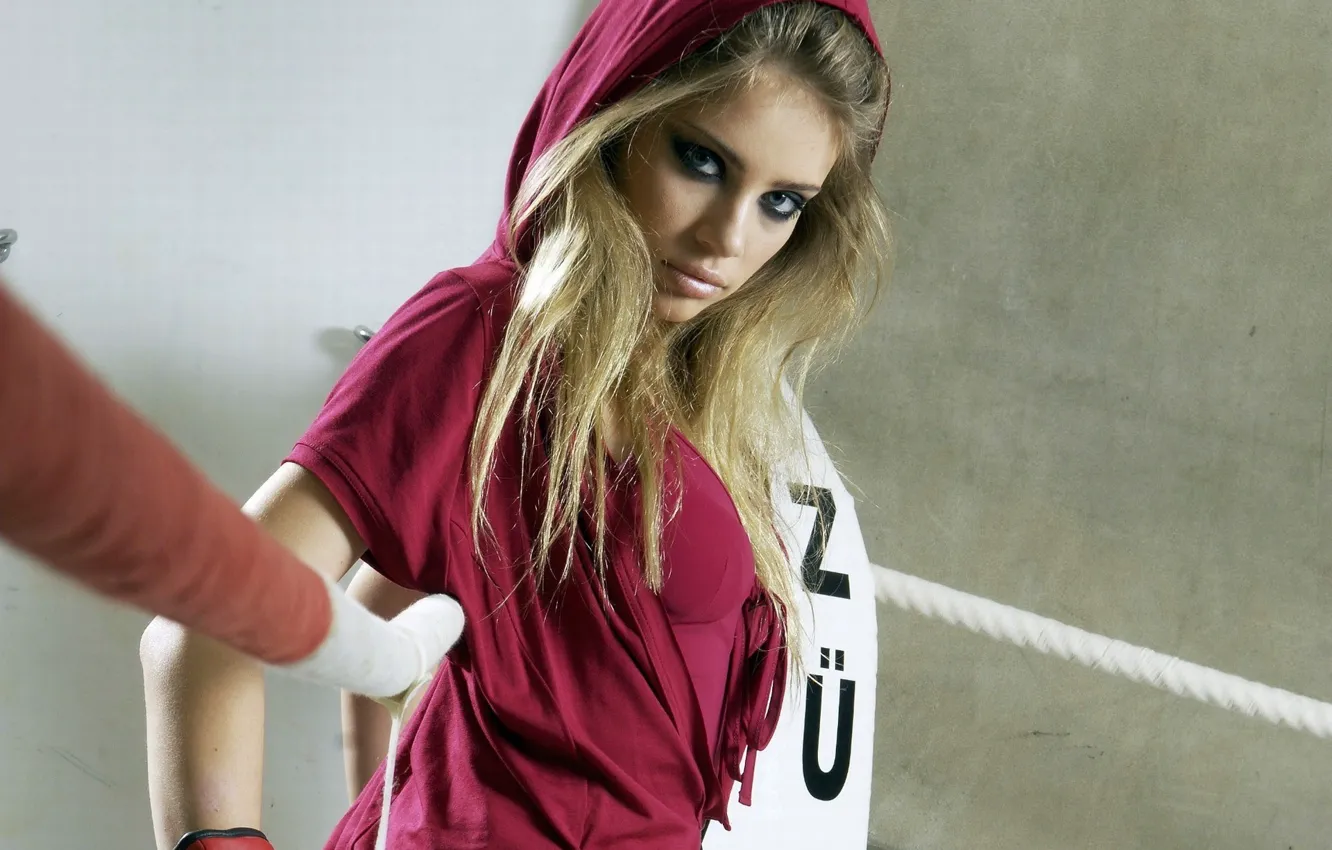 Photo wallpaper girl, model, the ring, Xenia Tchoumitcheva