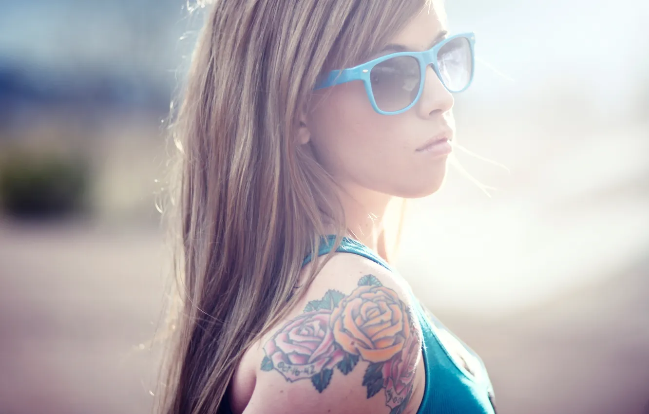 Photo wallpaper girl, model, tattoo, glasses, TeraVena SUGIMOTO