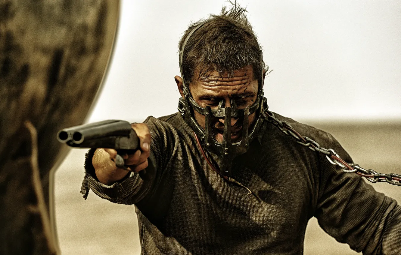 Photo wallpaper frame, shotgun, postapokalipsis, Tom Hardy, Tom Hardy, Mad Max: Fury Road, Mad Max: fury Road, …