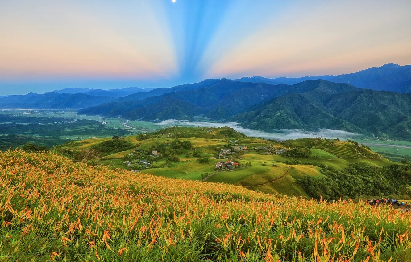 Photo wallpaper the sky, mountains, valley