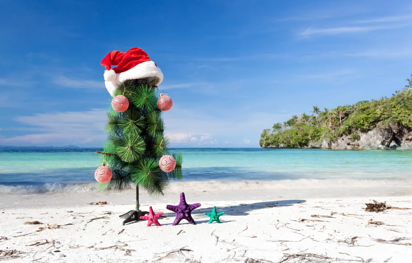 Photo wallpaper sand, sea, beach, decoration, toys, tree, New Year, shell
