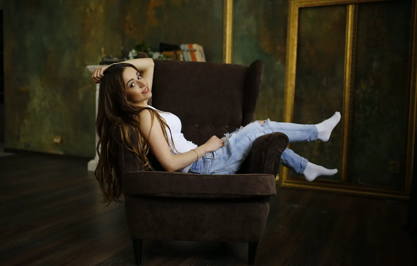 Photo wallpaper girl, smile, jeans, chair