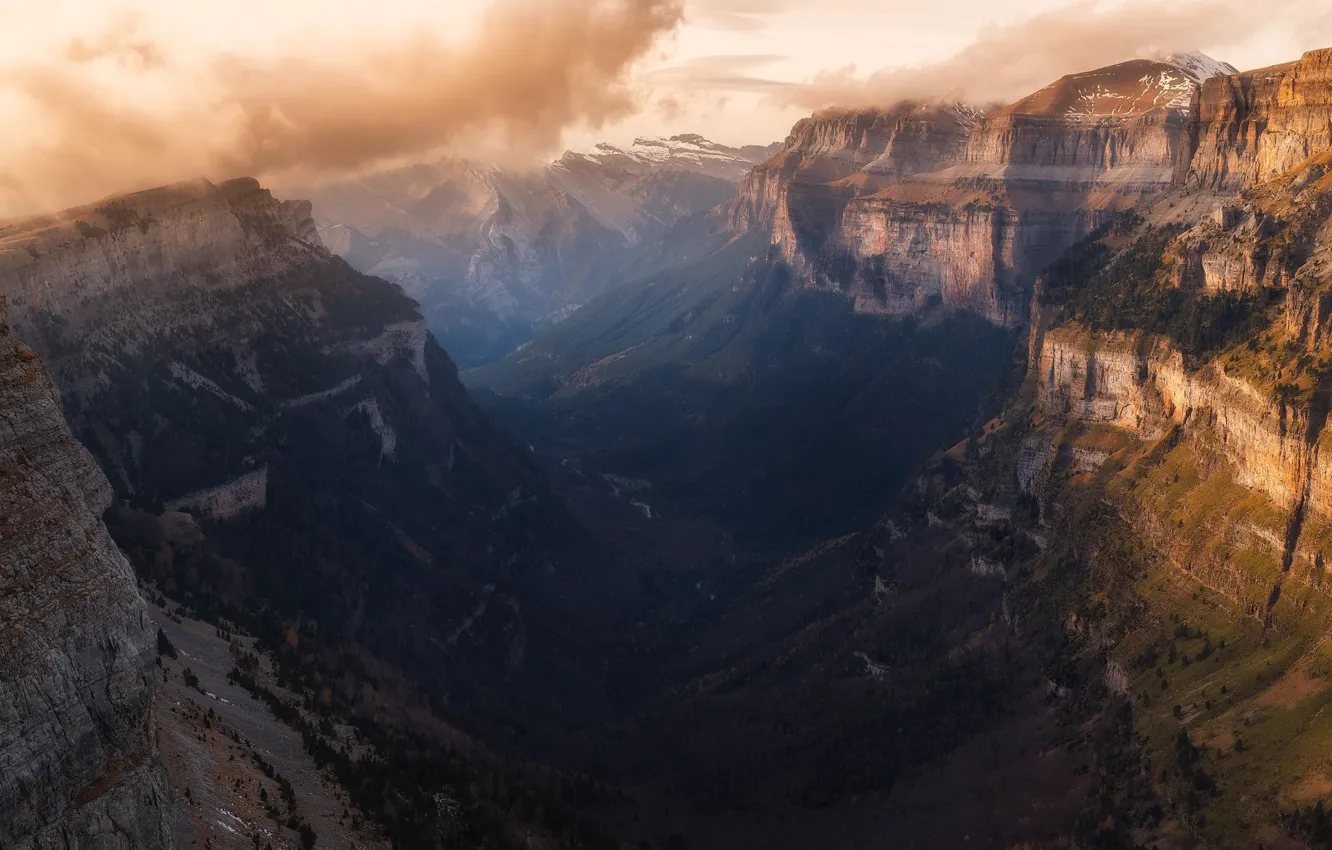 Photo wallpaper mountains, darkness, canyon