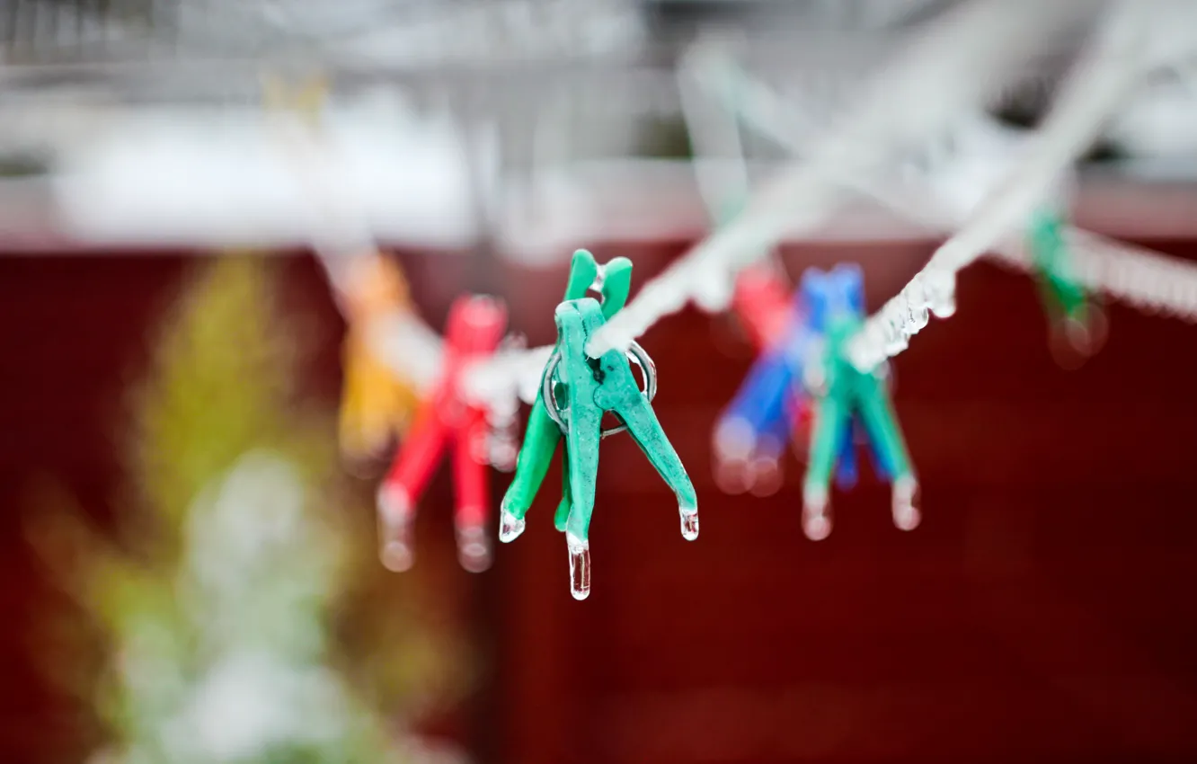 Photo wallpaper macro, clothespins, bokeh