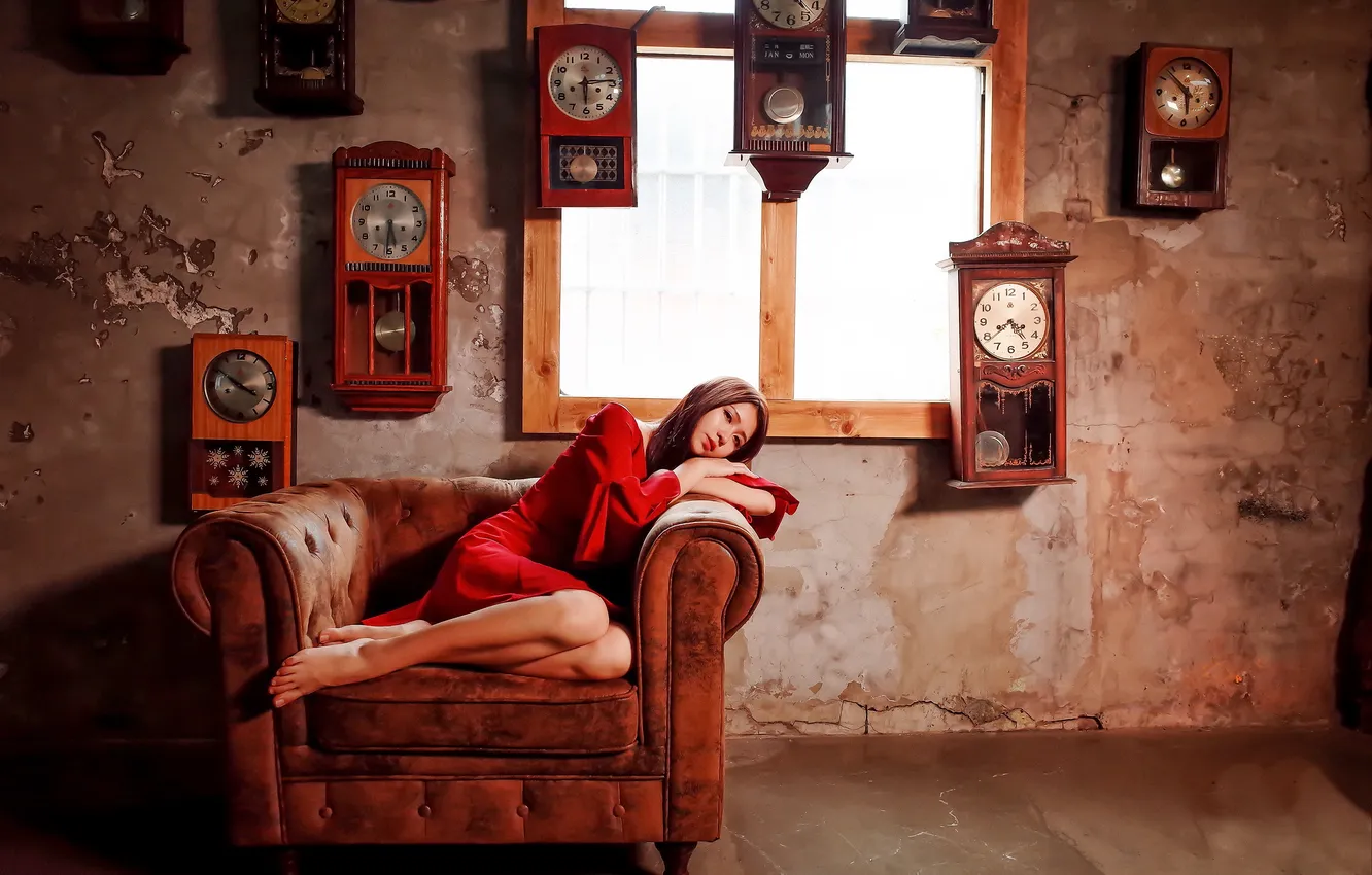 Photo wallpaper girl, watch, chair