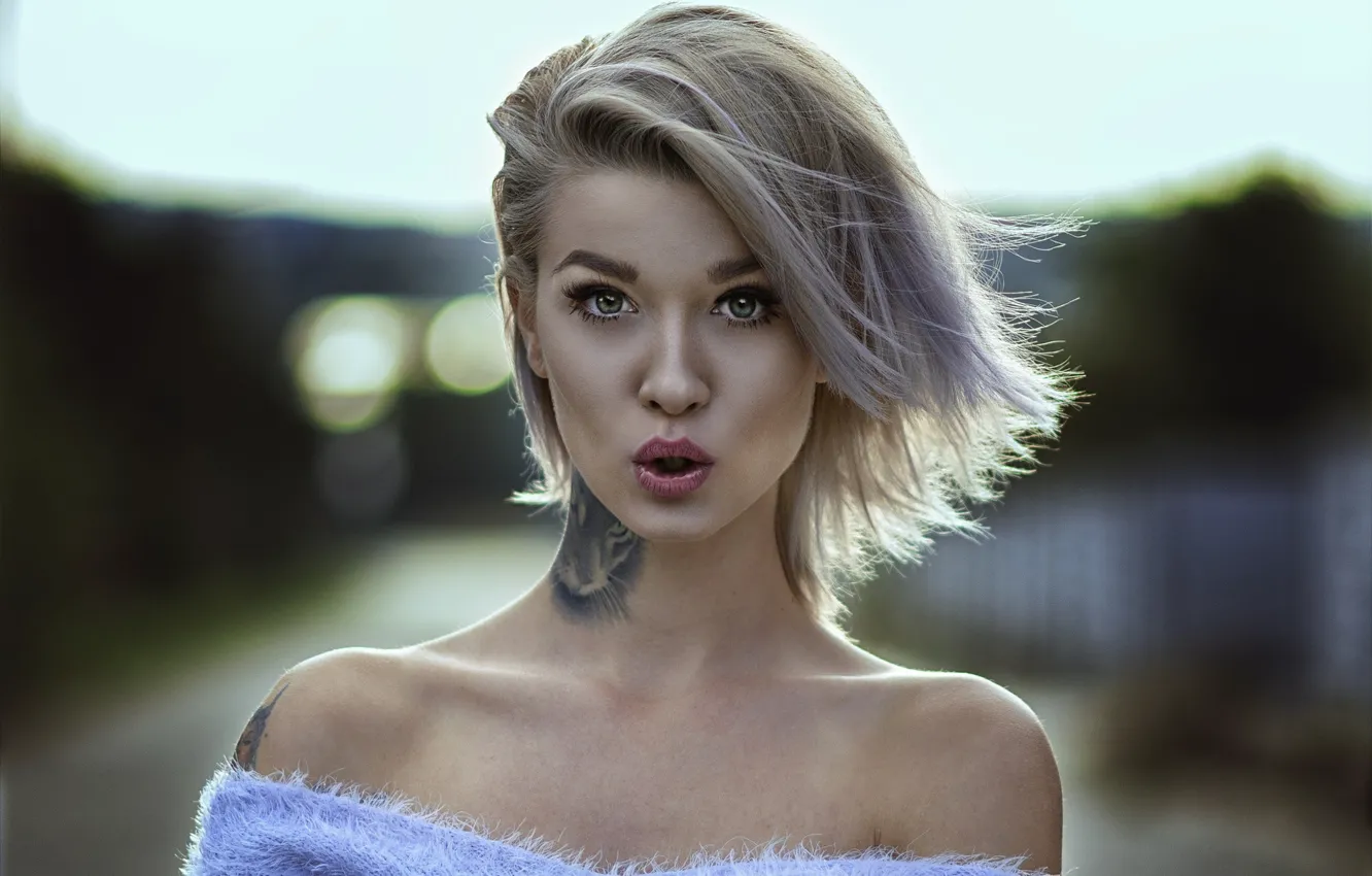 Photo wallpaper look, background, model, portrait, makeup, tattoo, hairstyle, blonde