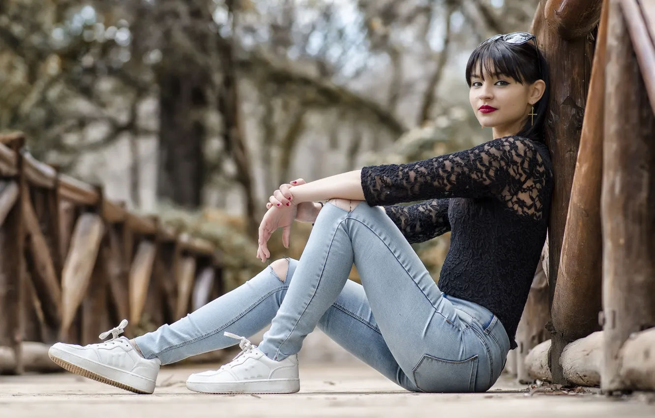 Photo wallpaper look, model, jeans, brunette, Gema Gonzalez