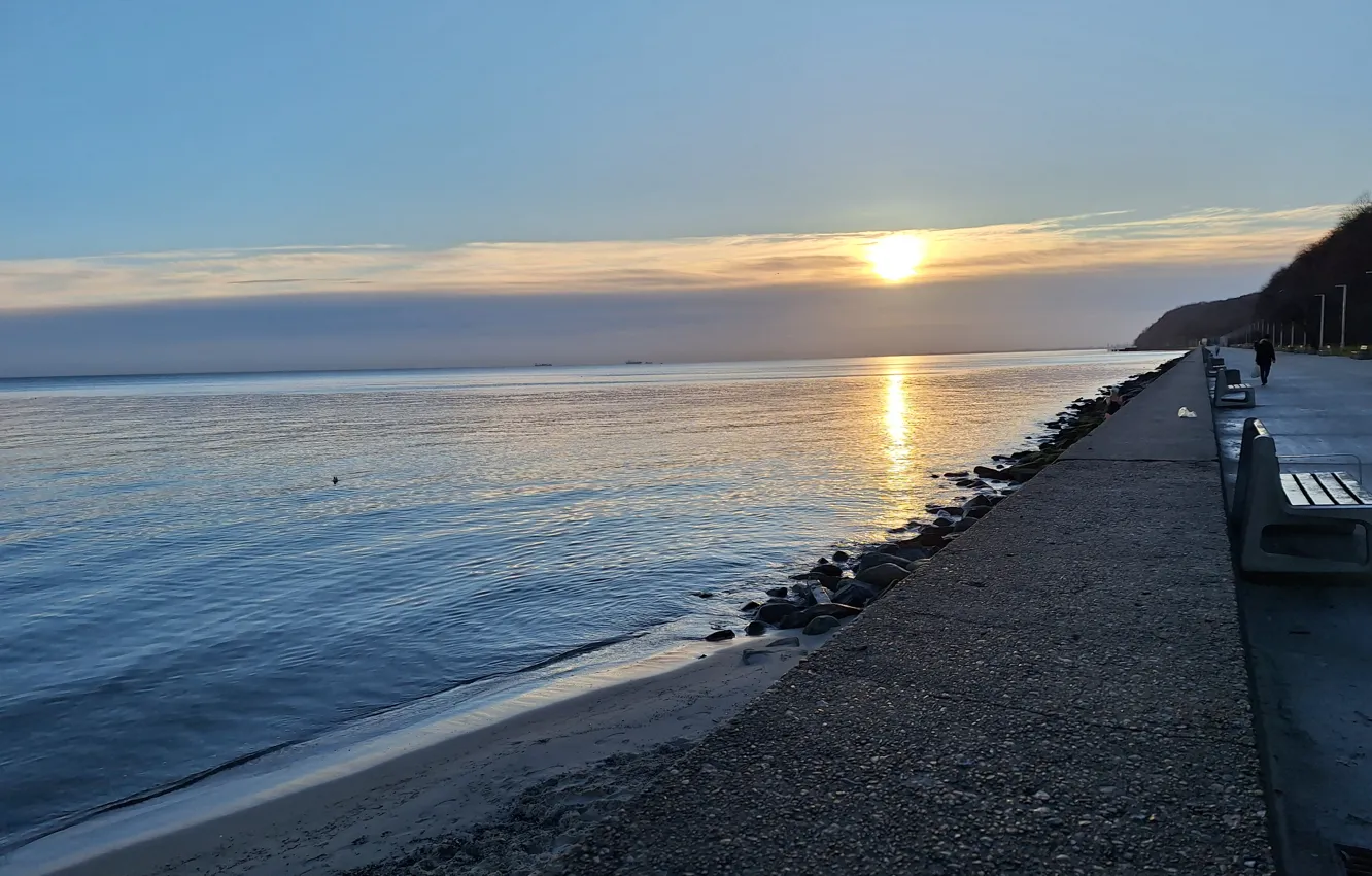 Photo wallpaper Sea, Bulwar, The sun