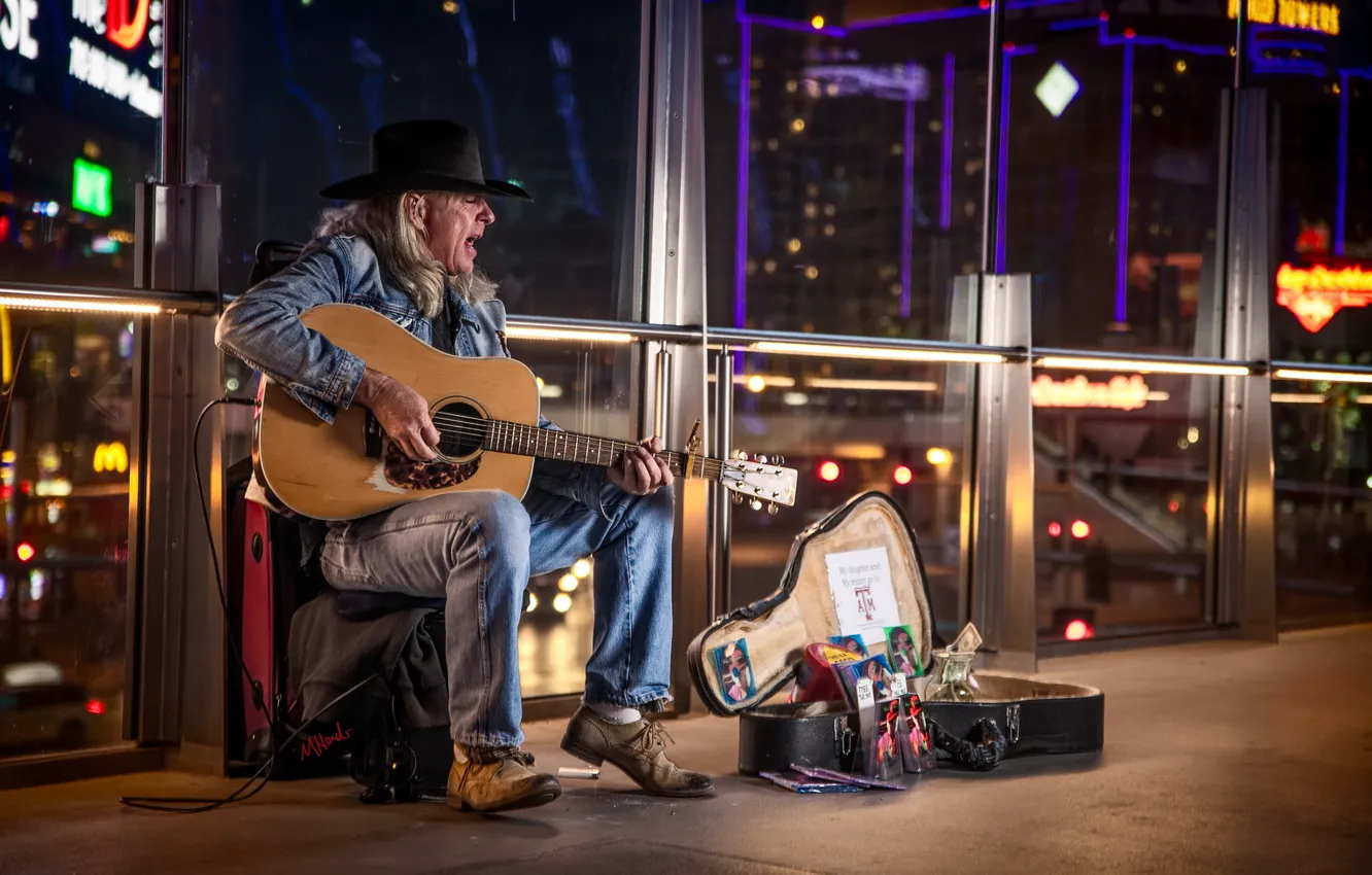 Photo wallpaper guitar, man, Vegas, street performer