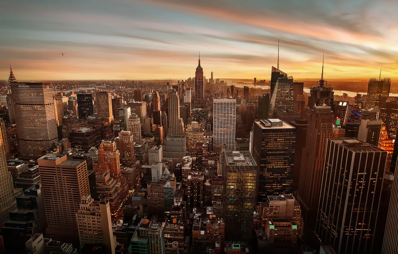 Photo wallpaper the sky, the city, New York, spinner, USA, Manhattan, The Empire state building, Rockefeller center