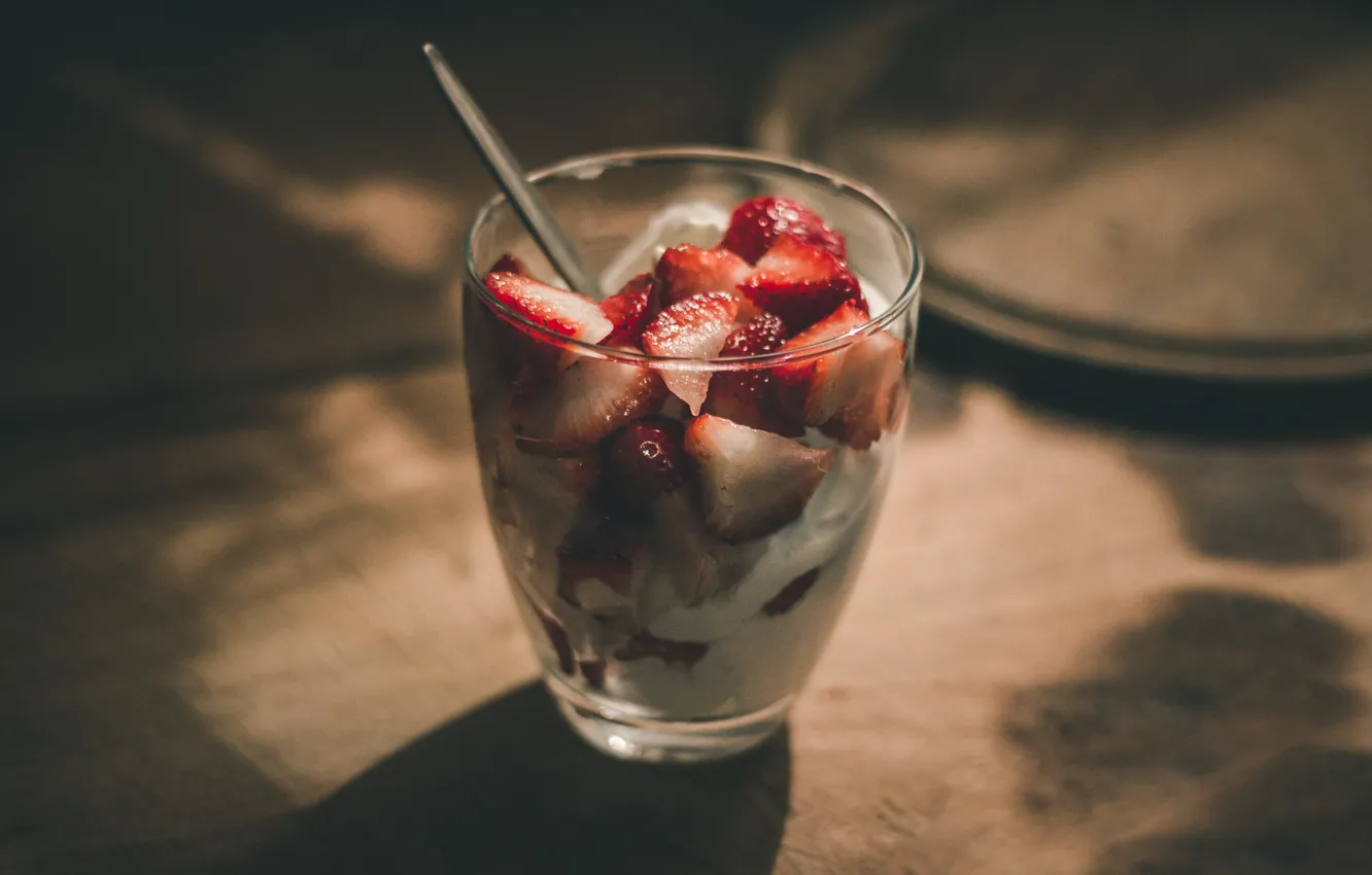 Photo wallpaper strawberry, spoon, ice cream