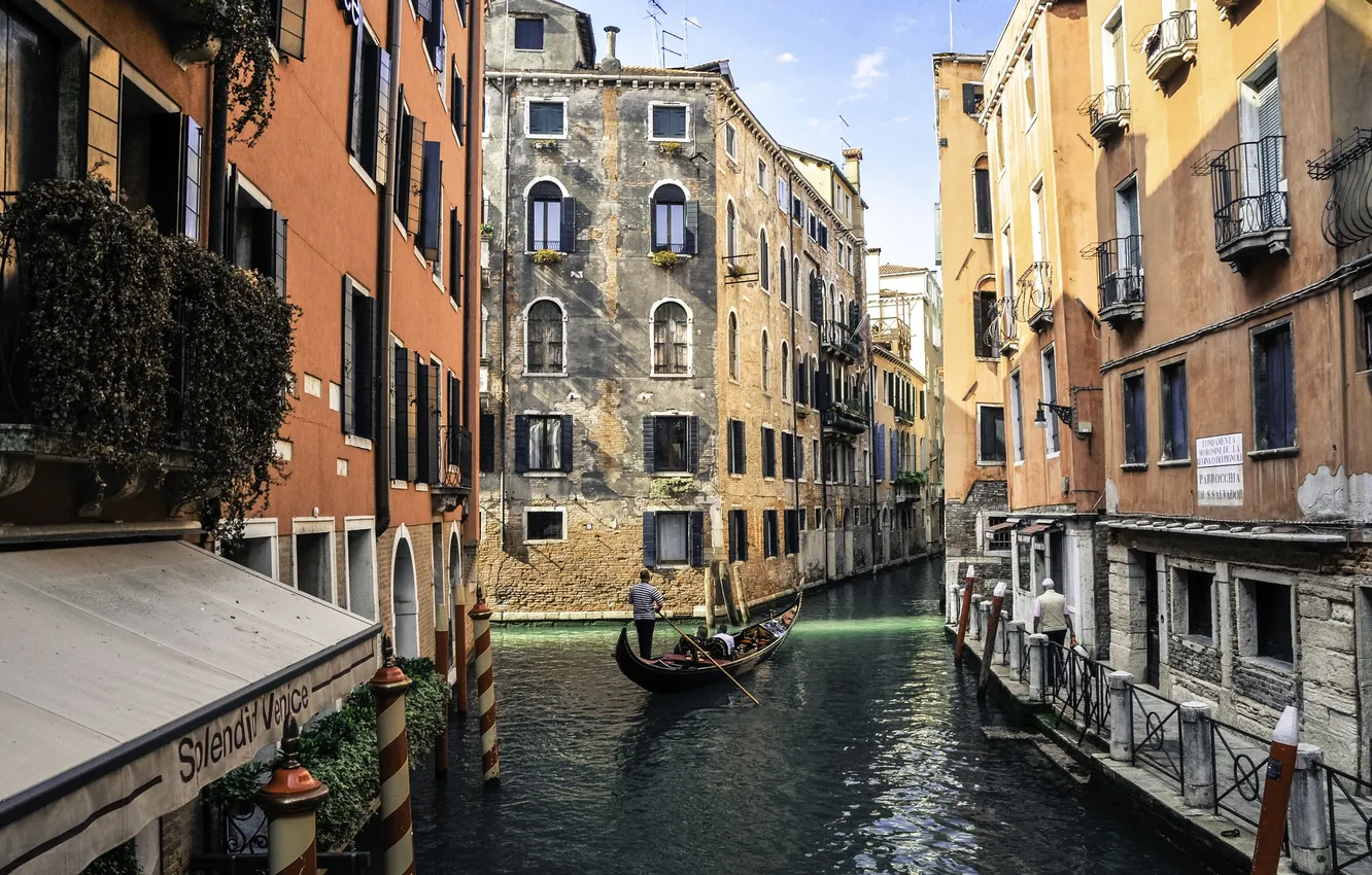 Photo wallpaper the city, home, Venice, channel, gondola