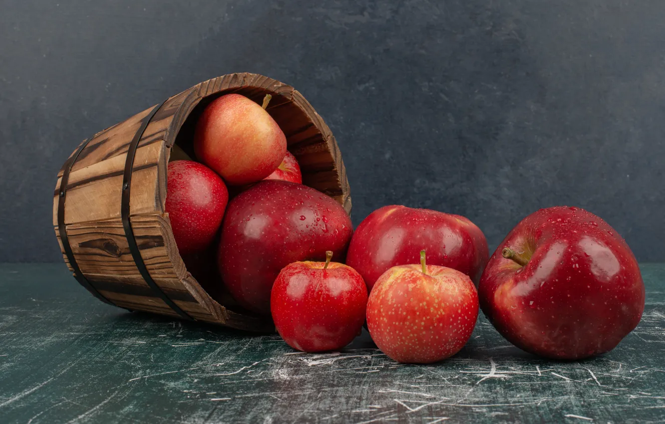 Photo wallpaper drops, red, table, apples, fruit, grey background, the barrel