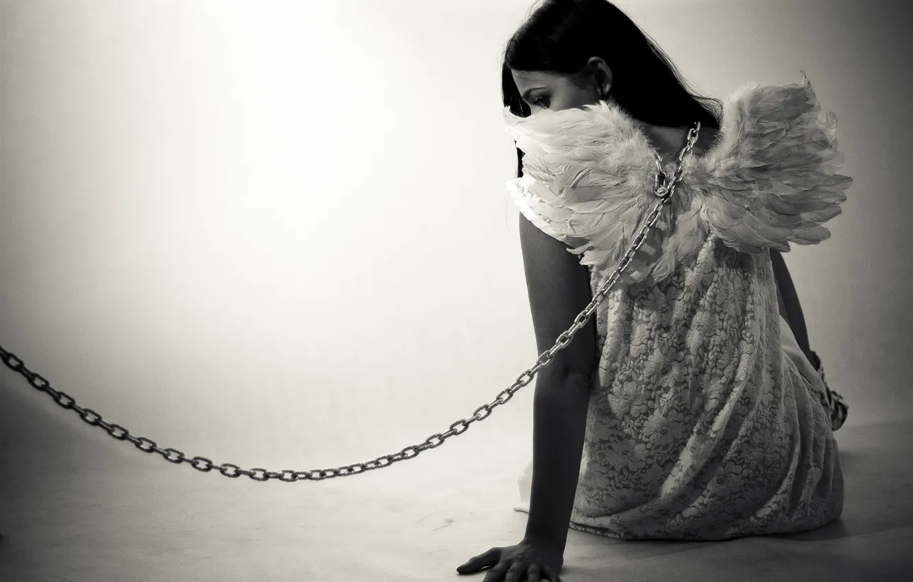 Photo wallpaper GIRL, WINGS, BRUNETTE, ANGEL, Black and WHITE, CHAIN