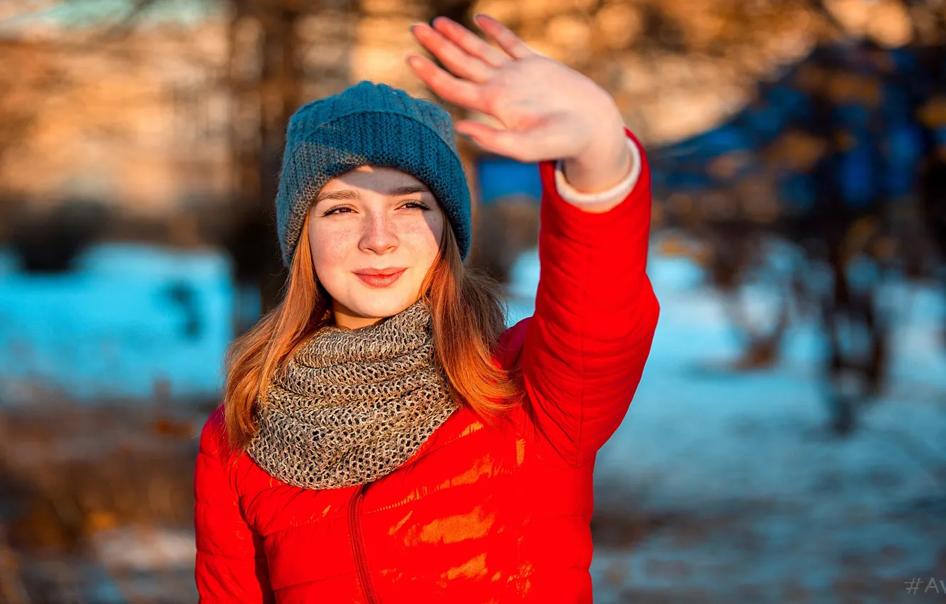 Photo wallpaper winter, girl, the sun, red, nature, pose, smile, model