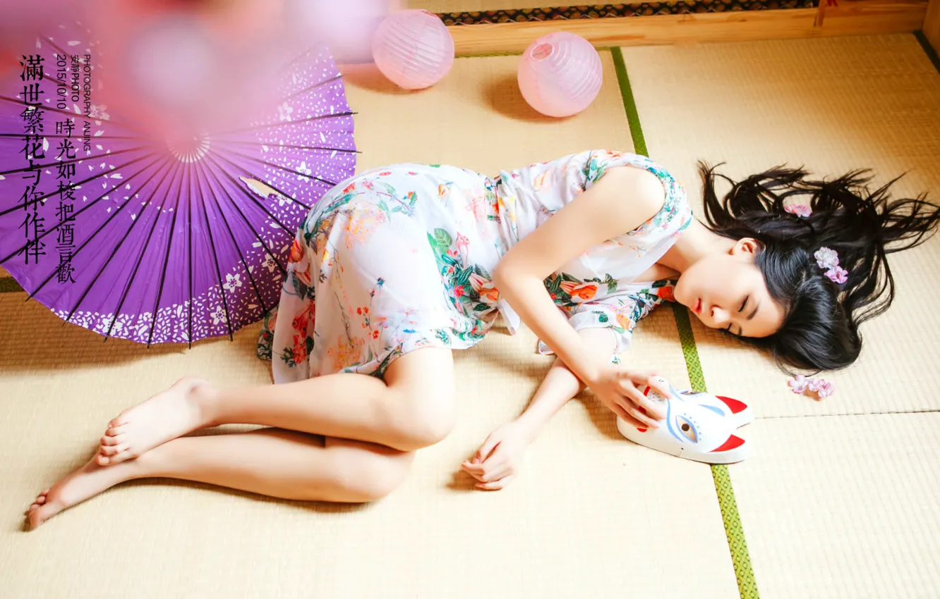 Photo wallpaper Asian, lies, mask, umbrella