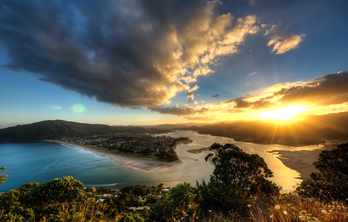 Photo wallpaper the sun, rays, sunset, view, height, the evening, New Zealand, panorama