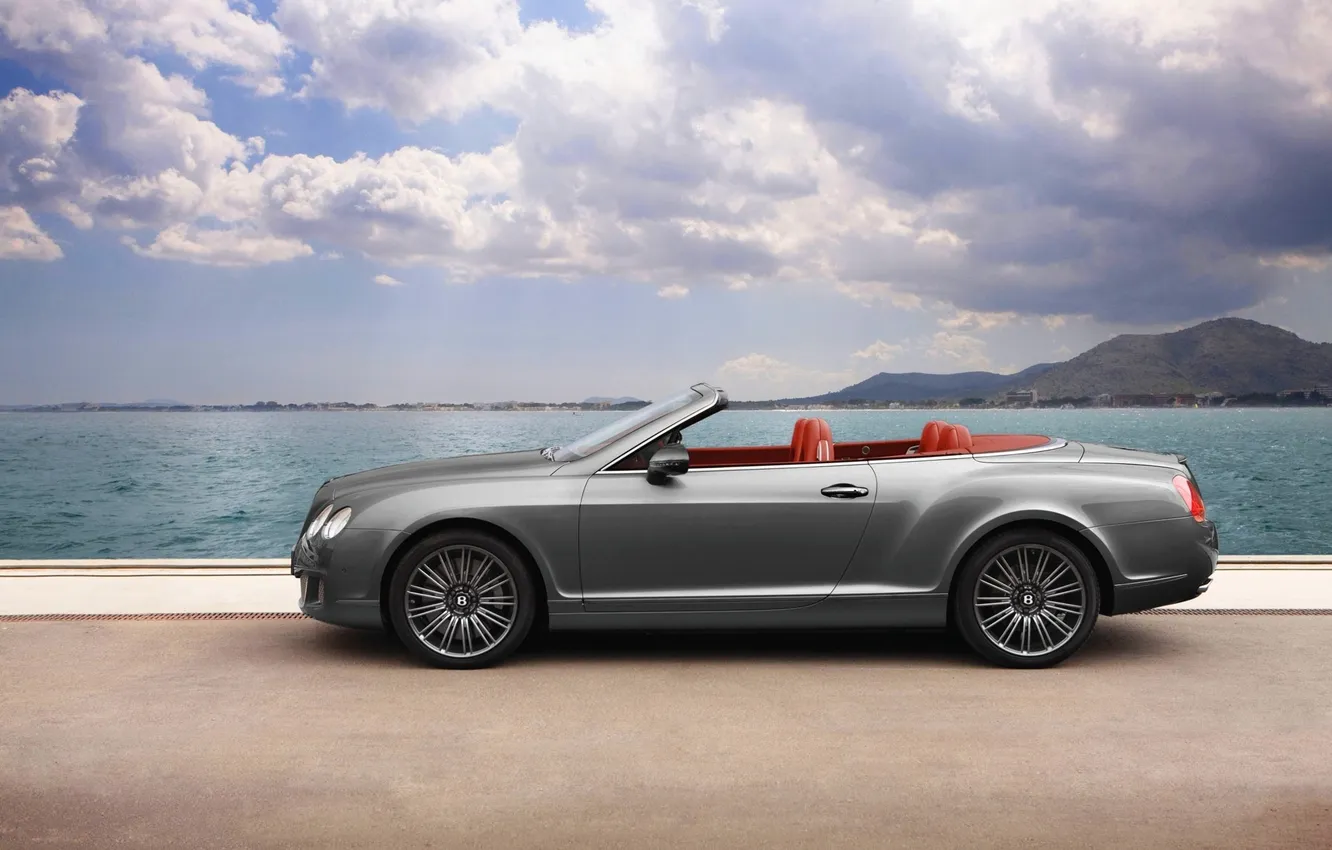 Photo wallpaper The sky, Clouds, Sea, Bentley, Continental, Bentley, Side view