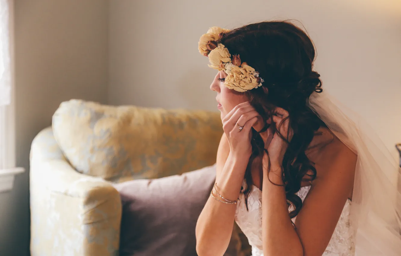 Photo wallpaper flowers, brunette, bracelet, the bride, wreath